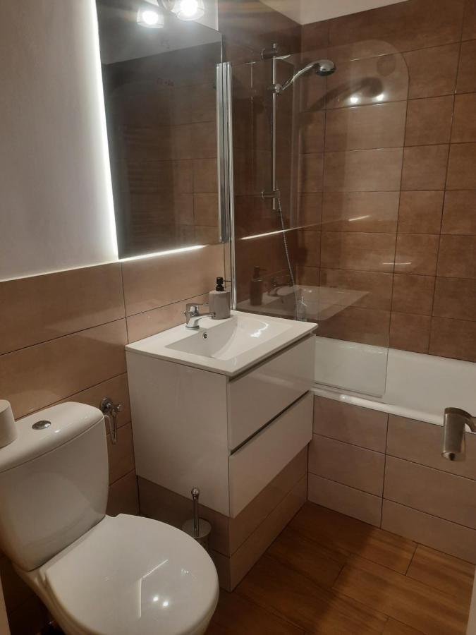 Lyra Apartment Sfântu-Gheorghe Eksteriør billede