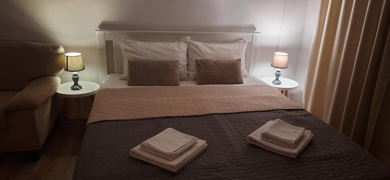 Lyra Apartment Sfântu-Gheorghe Eksteriør billede
